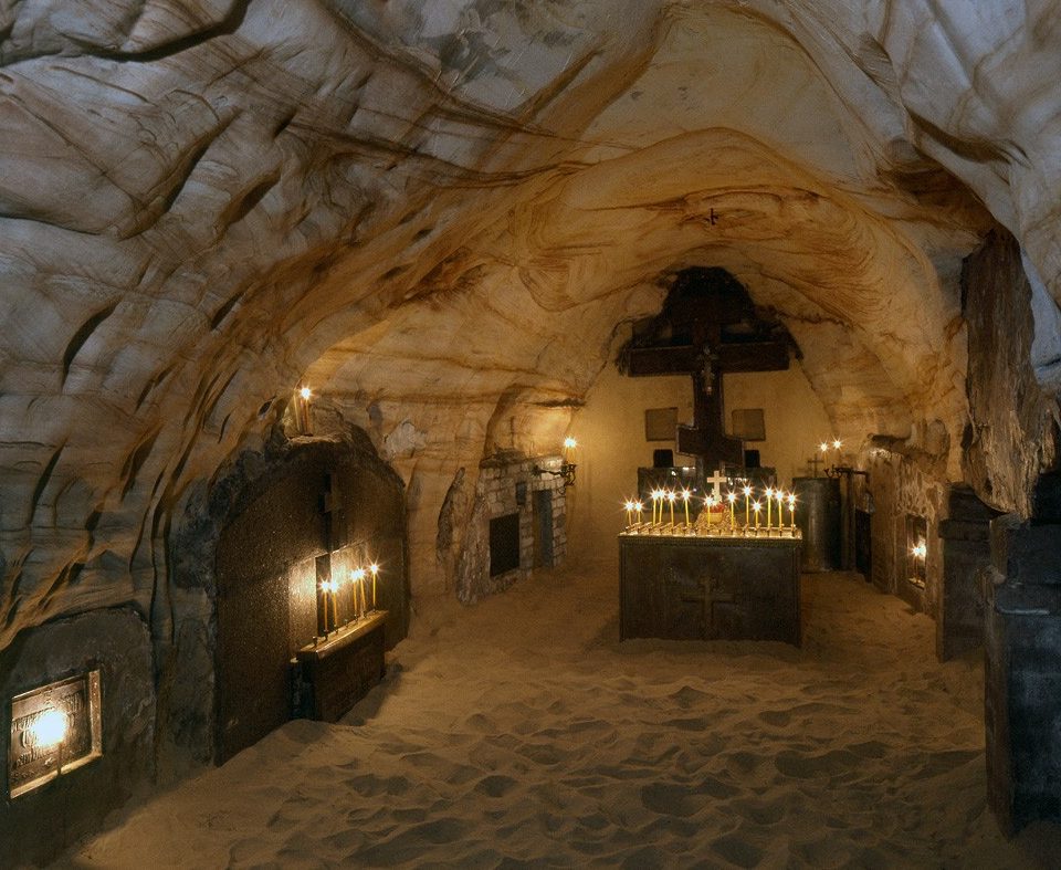 Пещеры Псково-Печерского монастыря