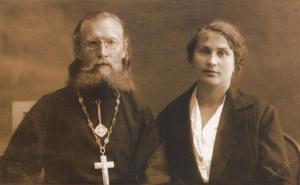 Протоиерей Зосима Трубачёв (1893-1938) с женой Клавдией Георгиевной