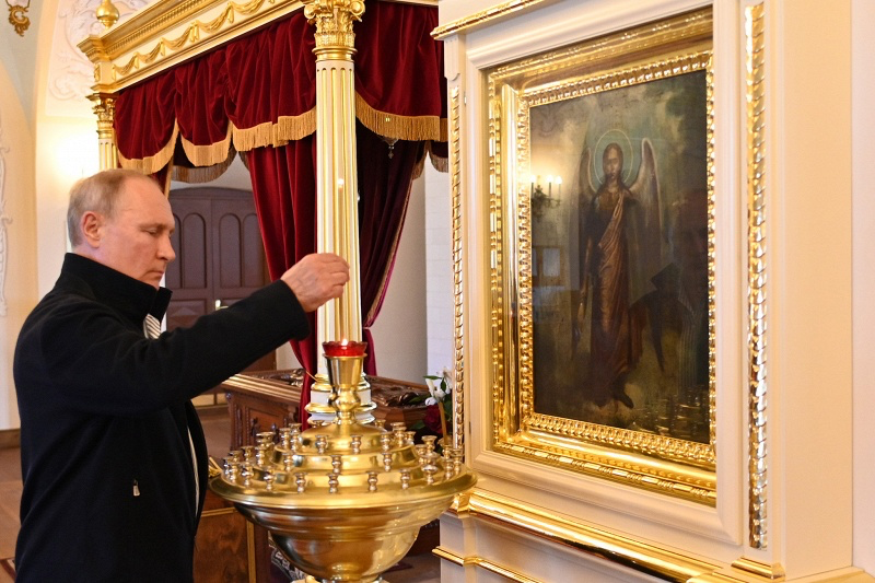Владимир Путин в Коневецком монастыре