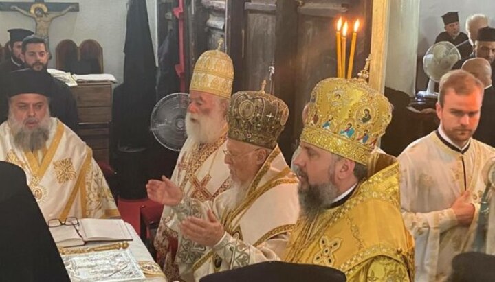 Глава Фанара и Александрийский Патриарх Феодор сослужили с Думенко на Имбросе