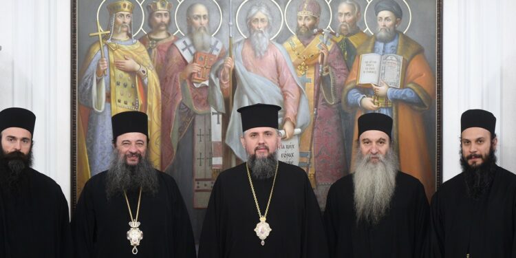 Представители афонских монастырей Ксенофонт и Пантократор провели переговоры с главой *ПЦУ* в Киеве