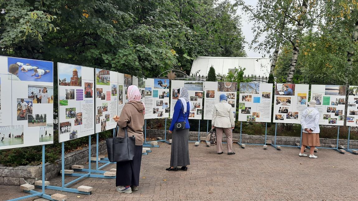 В Москве прошла фотовыставка о помощи Церкви наркозависимым