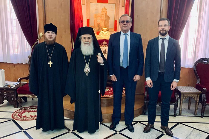 Встреча Блаженнейшего Патриарха Иерусалимского Феофила с послом России в Израиле