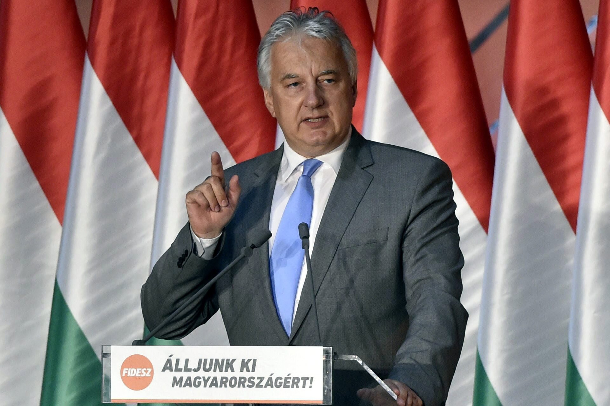  Вице-премьер Венгрии Жолт Шемьен