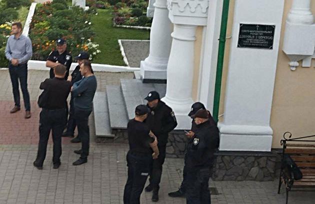 Украинские власти намерены изгнать монашествующих из Кременецкого Богоявленского женского монастыря