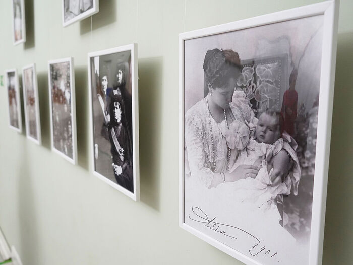 В Енисейске открылась фотовыставка, посвящённая памяти Царской семьи