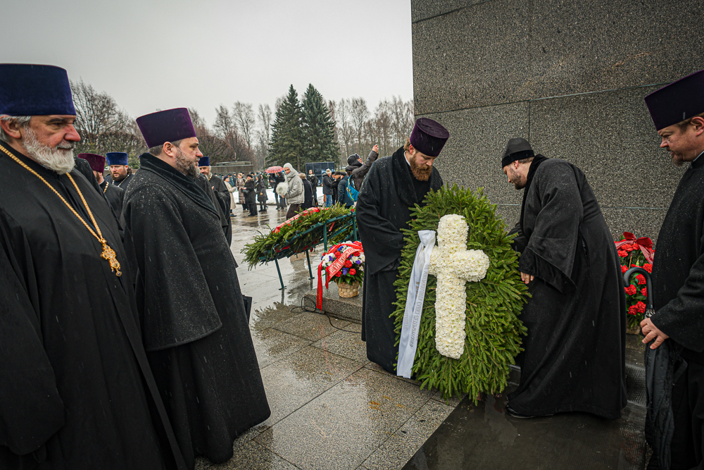 В Санкт-Петербурге молитвенно почтили память жителей блокадного Ленинграда