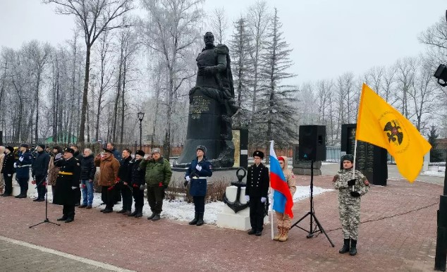 В Туле почтили память героев крейсера Варяг