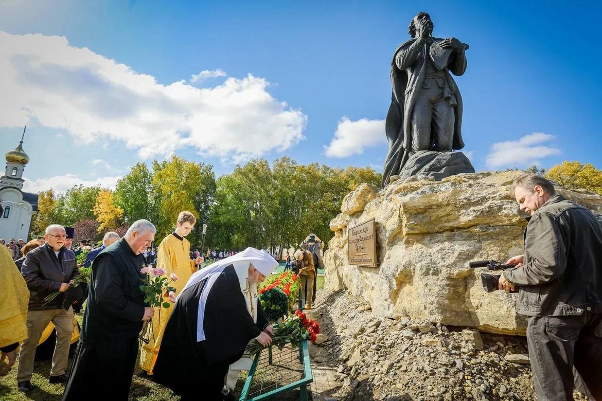 Памятник генералиссимусу Александру Суворову