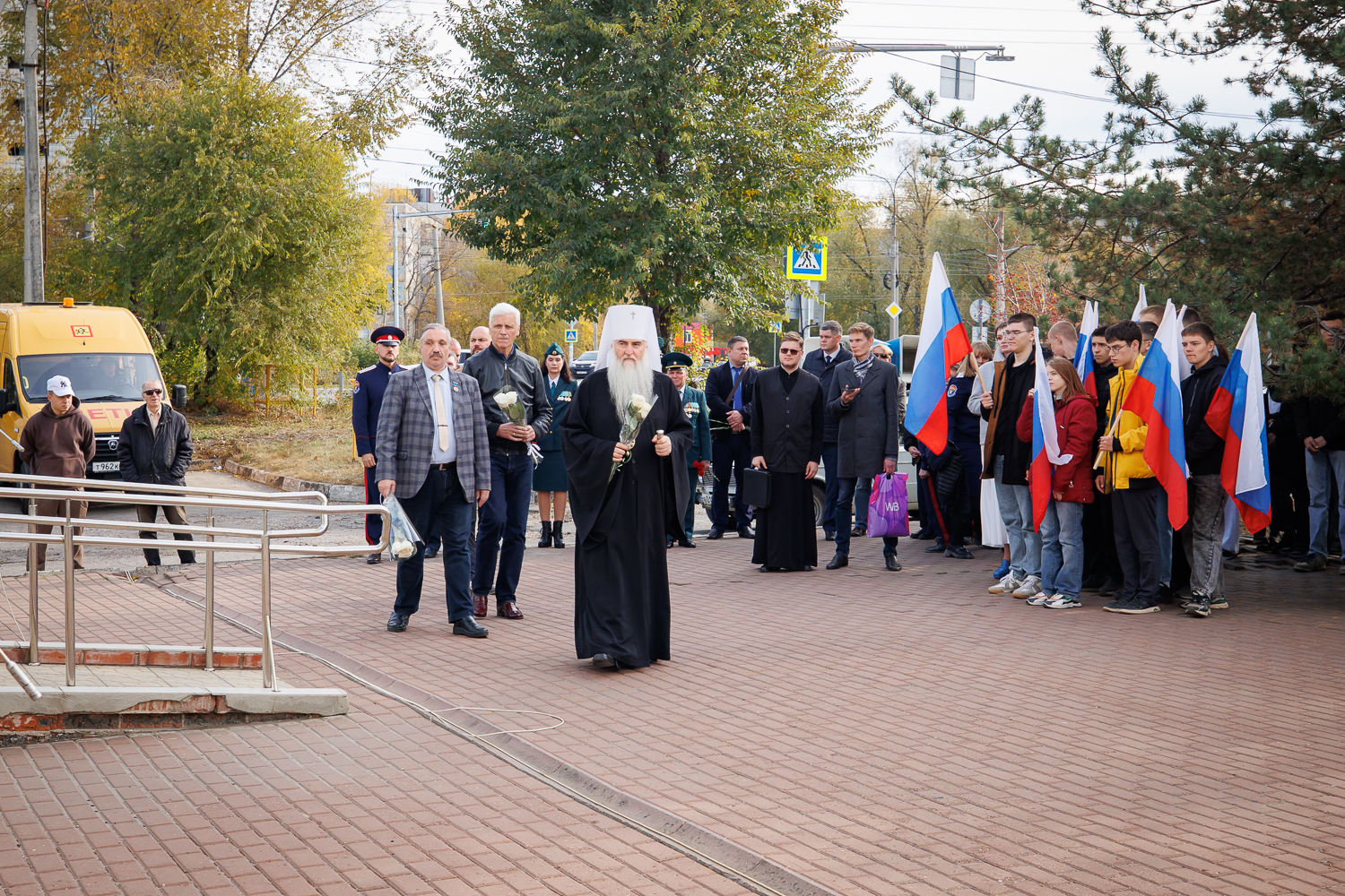 В Симбирске торжественно открыли мемориальную доску, посвященную 355-летию разгрома войсками воеводы Юрия Барятинского разбойничьих орд Степана Разина