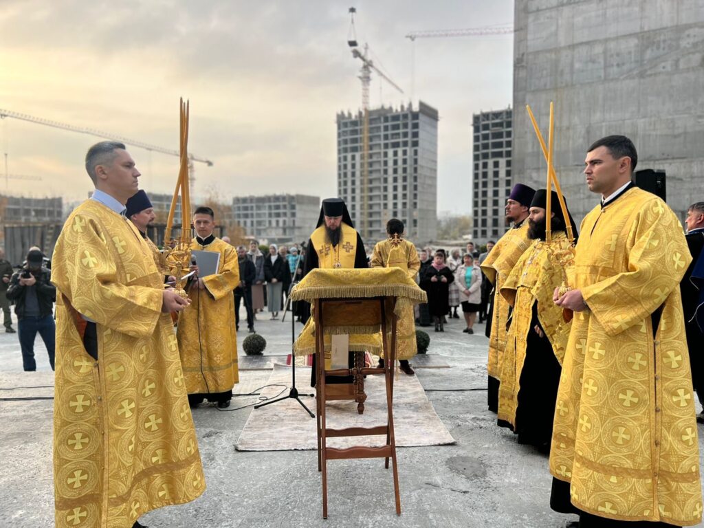 В Грозном состоялась торжественная церемония закладки православного собора в честь святого равноапостольного князя Владимира