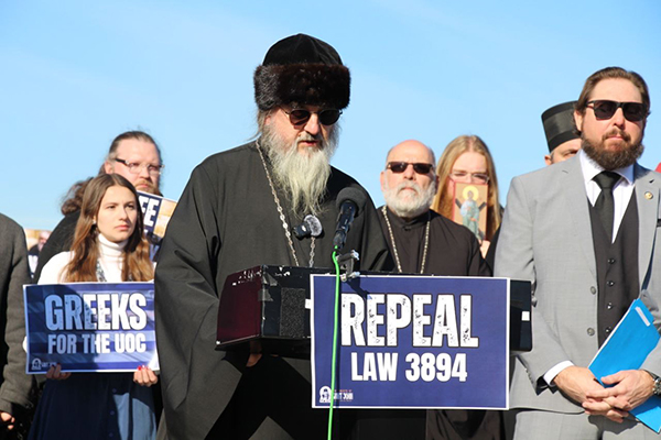 Епископ Сиэтлийский Феодосий: «С великою скорбью взираем мы на то, что происходит с Православною Церковью на Украине»