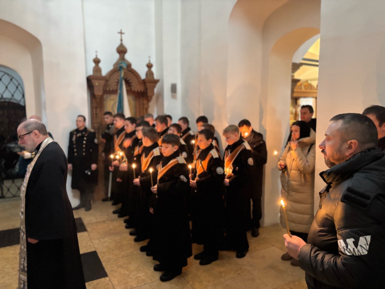 В Донском монастыре Москвы прошли мемориальные торжества в честь погибших от рук большевиков генералов В.О. Каппеля и А.П. Кутепова
