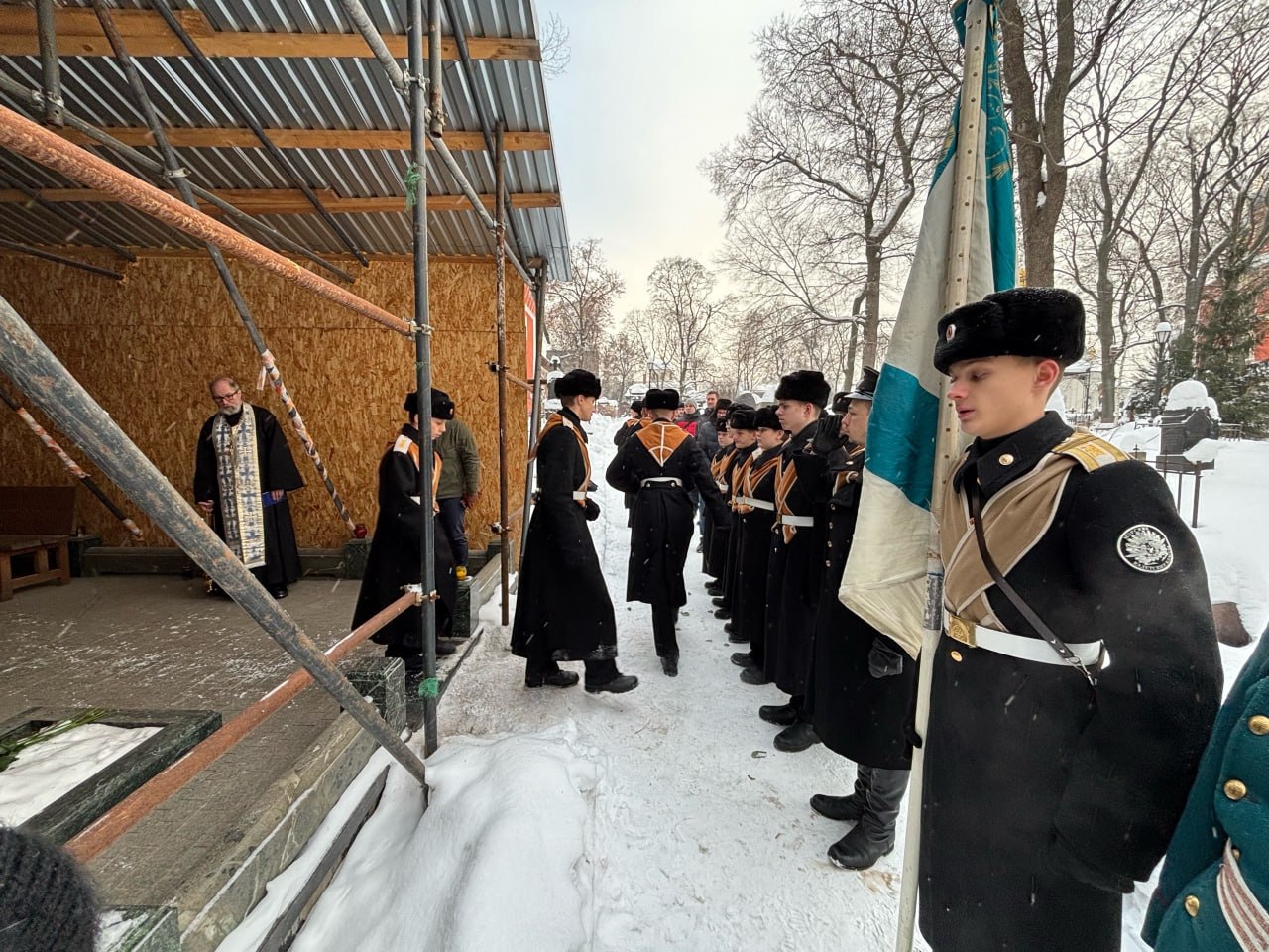 В Донском монастыре Москвы прошли мемориальные торжества в честь погибших от рук большевиков генералов В.О. Каппеля и А.П. Кутепова