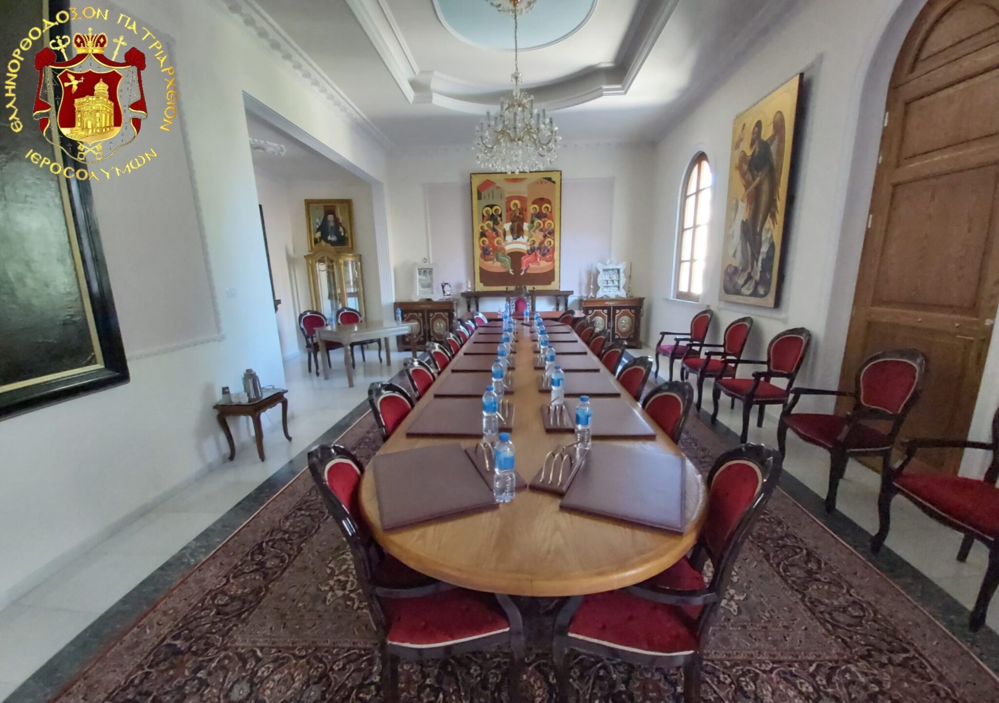 Зал заседаний Св. Синода Иерусалимского Патриархата