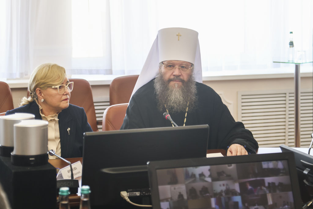 Митрополит Тамбовский Феодосий призвал объявить Радоницу в Тамбовской области выходным днём