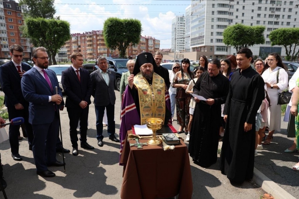 В Абакане при участии Русской Православной Церкви открылся центр комплексной помощи семье