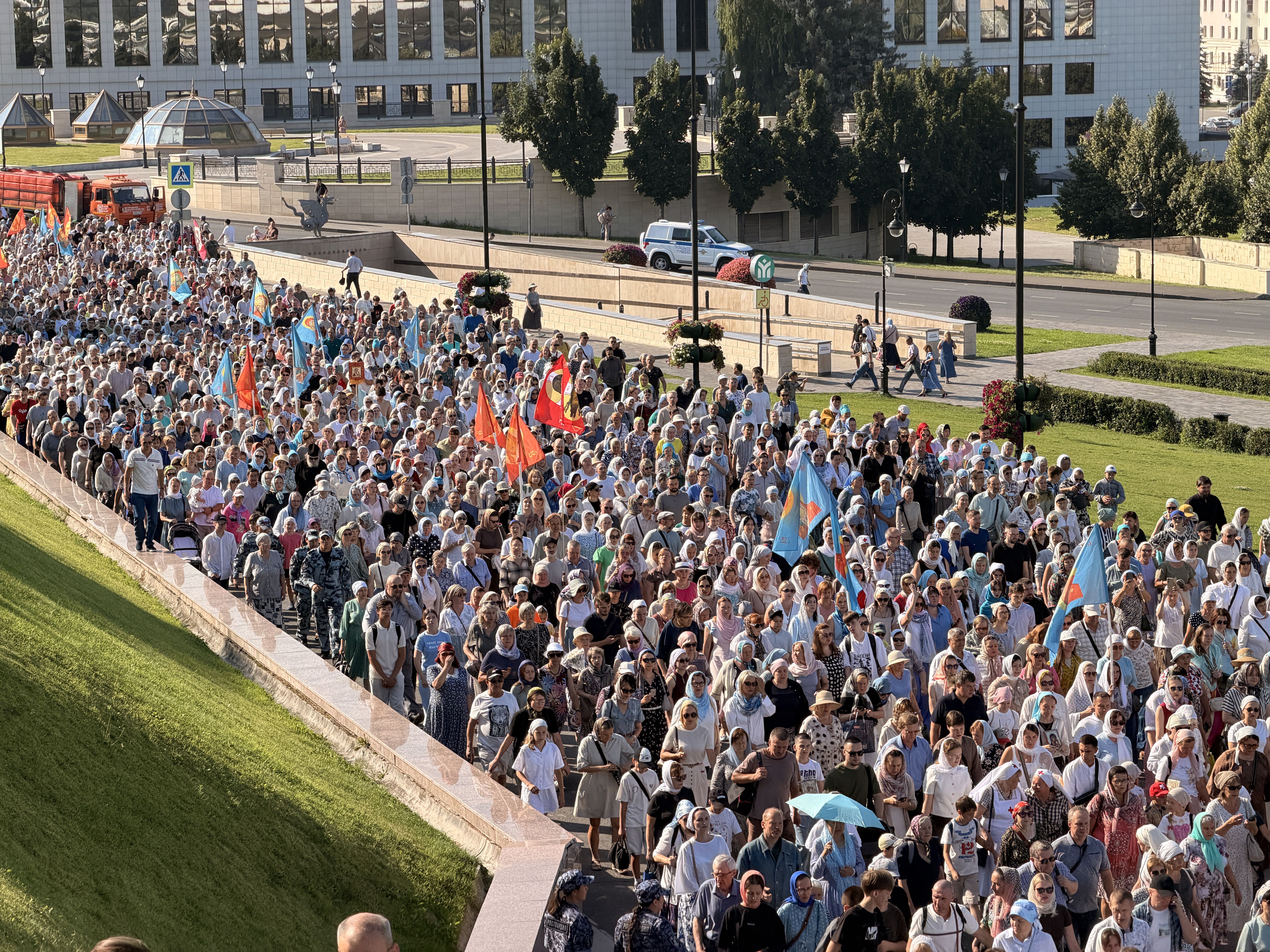 В Казани состоялся традиционный Крестный ход с Казанской иконой Божией Матери