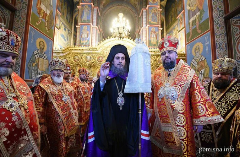 Отец Епифаний (Димитриу) получает сан "епископа" у украинских раскольников