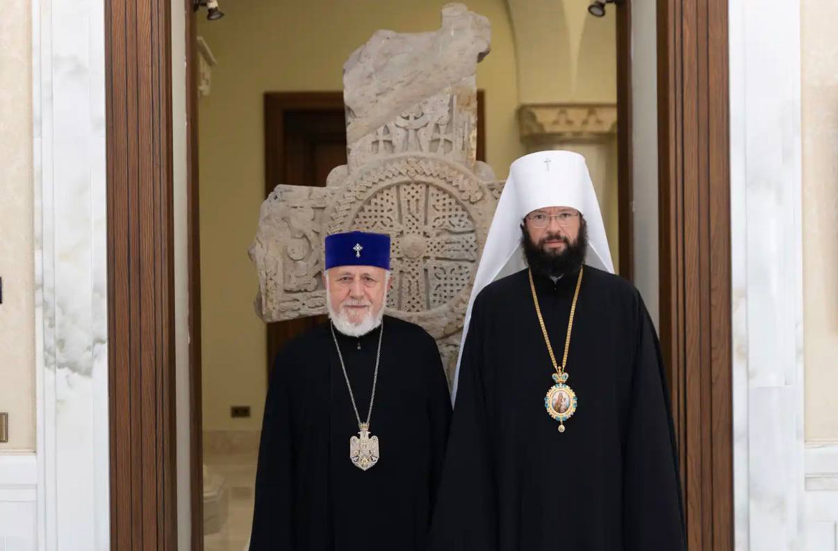 Митрополит Волоколамский Антоний и Католикос всех армян Гарегин II