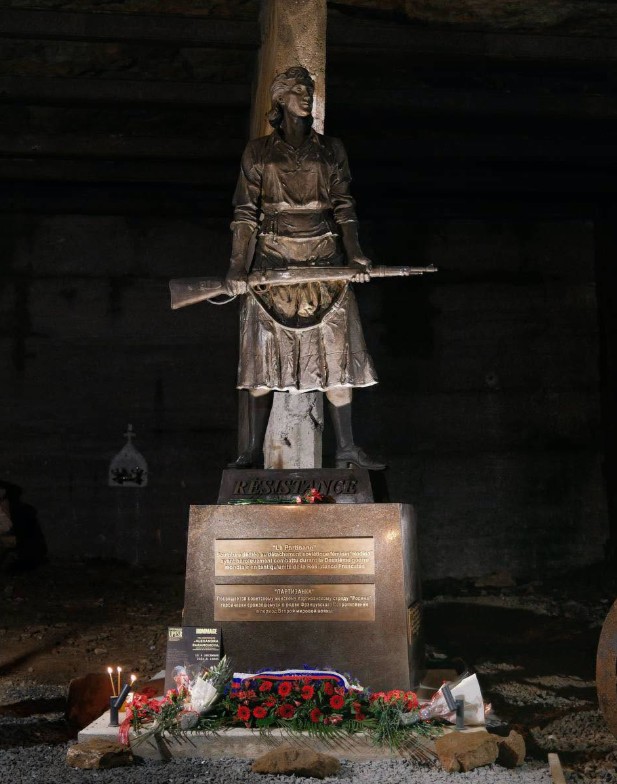 Во Франции открыли мемориал женскому партизанскому отряду "Родина". Фото &ndash; посольство России во Франции