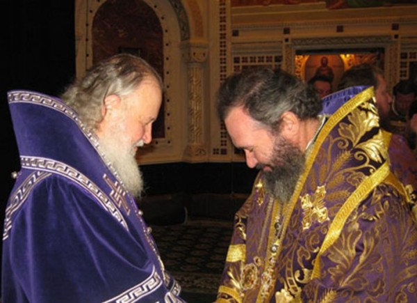 Со Святейшим Патриархом Московским и всея Руси Кириллом