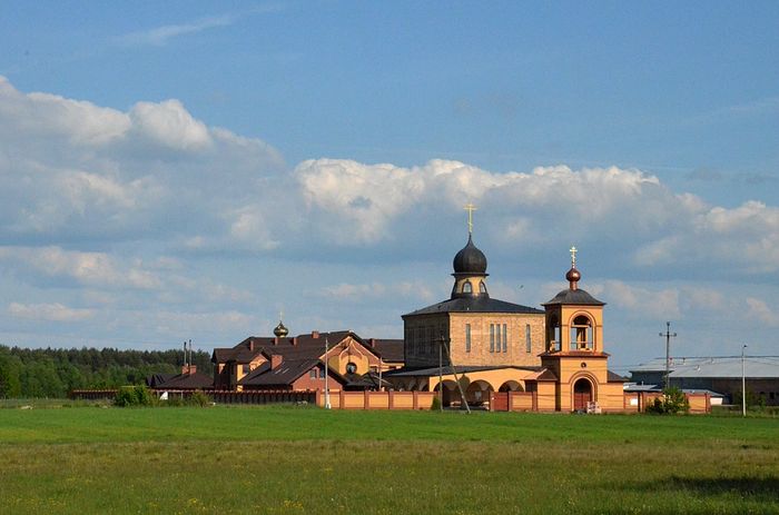 Монастырь Рождества Пресвятой Богородицы в Зверках, Польша