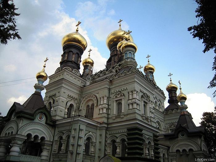 Никольский собор Свято-Покровского женского монастыря в Киеве