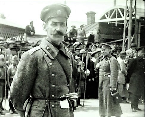 Лидер ижевцев, генерал Молчанов 26 мая 1922 г., Владивосток. <br>